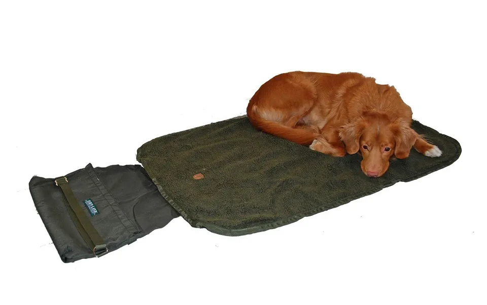 farm-land-hundebedarf-outdoor-hundebett-universaldecke-mit-tasche image 1